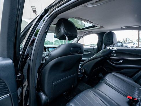 Used 2018 Mercedes-Benz E 300 image 42