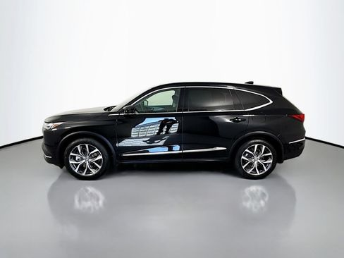 Used 2023 Acura MDX SH-AWD w/ Technology Package image 2