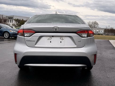Used 2020 Toyota Corolla LE image 11