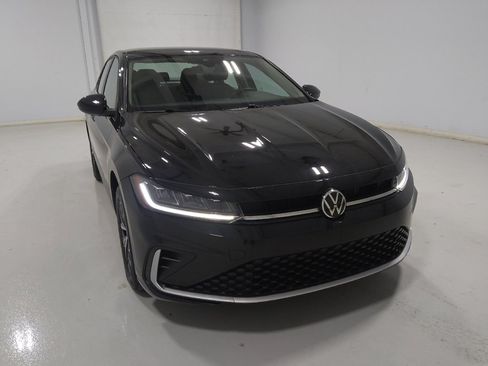 Used 2025 Volkswagen Jetta S FWD image 14