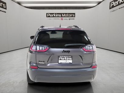 Used 2023 Jeep Cherokee Altitude Lux