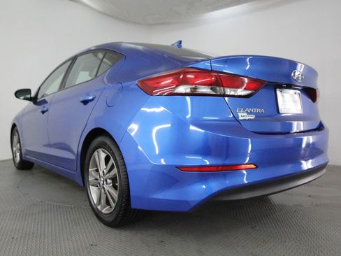 Used 2018 Hyundai Elantra SEL FWD image 7