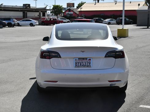 Used 2021 Tesla Model 3 Standard Range Plus RWD image 7