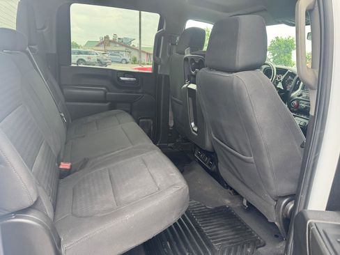 Used 2023 Chevrolet Silverado 2500 LT w/ Convenience Package AWD/4WD image 11