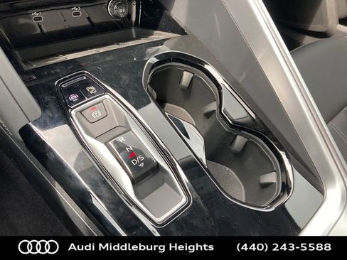 Used 2025 Audi Q5 2.0T Premium Plus w/ Premium Plus image 38