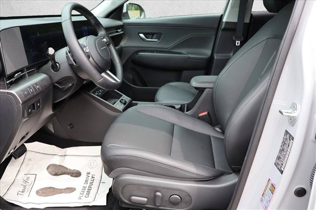 Used 2026 Hyundai Kona Limited FWD image 11
