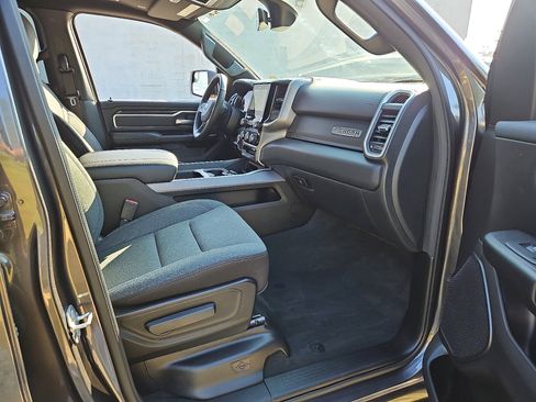 Used 2022 RAM 1500 Big Horn image 11