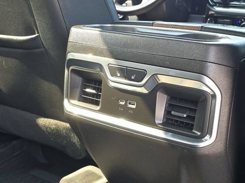 Used 2024 Chevrolet Silverado 3500 High Country w/ High Country Premium Package AWD/4WD image 17