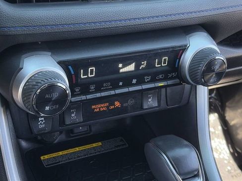 Used 2020 Toyota RAV4 XSE image 31