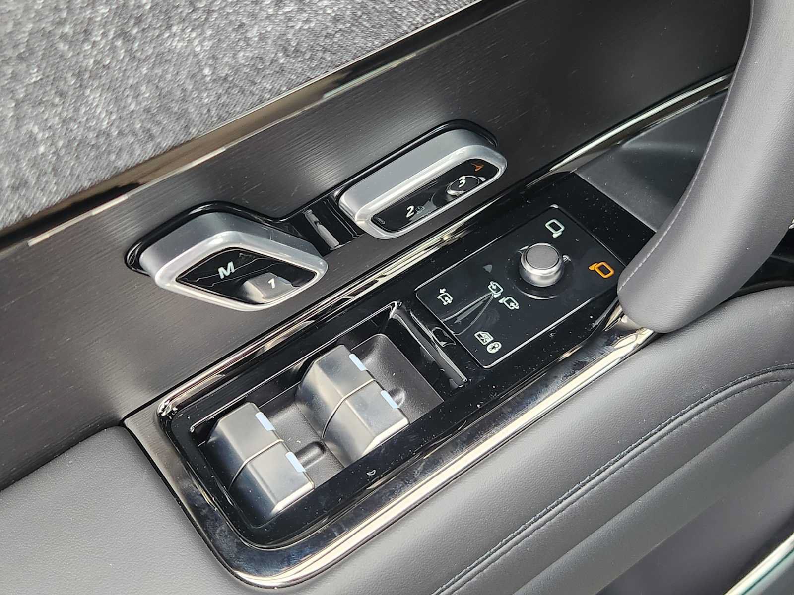 New 2026 Land Rover Range Rover Sport Dynamic SE AWD/4WD image 23