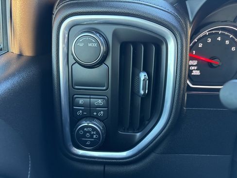 Used 2020 Chevrolet Silverado 1500 RST w/ Texas Edition image 22