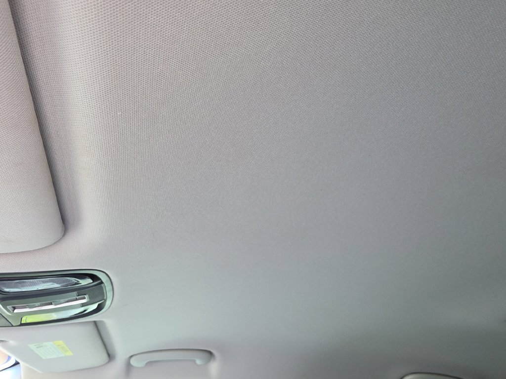 Used 2019 Kia Sorento S FWD image 32