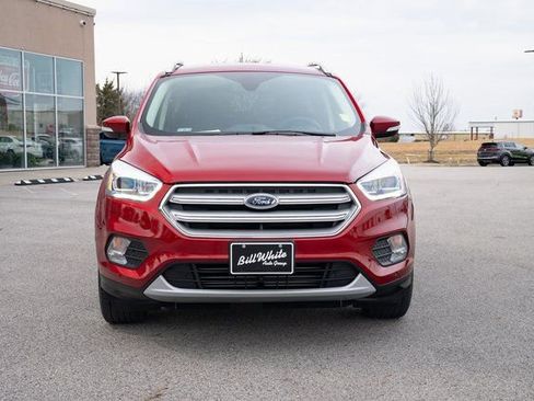 Used 2019 Ford Escape Titanium image 9