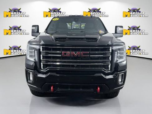 Used 2023 GMC Sierra 2500 AT4 w/ AT4 Preferred Package AWD/4WD image 2