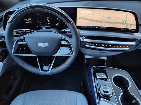 New 2025 Cadillac Lyriq Sport image 31