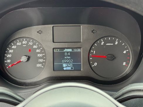 Used 2019 Mercedes-Benz Sprinter 2500 image 27