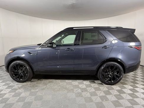 New 2025 Land Rover Discovery Dynamic SE image 4