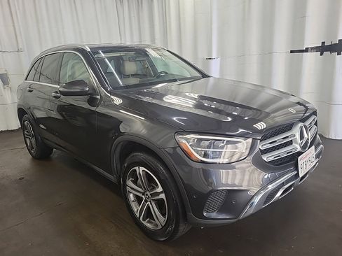 Used 2021 Mercedes-Benz GLC 300 image 4