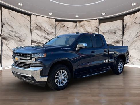 Used 2019 Chevrolet Silverado 1500 LT w/ All-Star Edition image 2