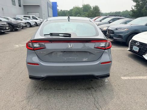 Used 2025 Honda Civic Sport image 5