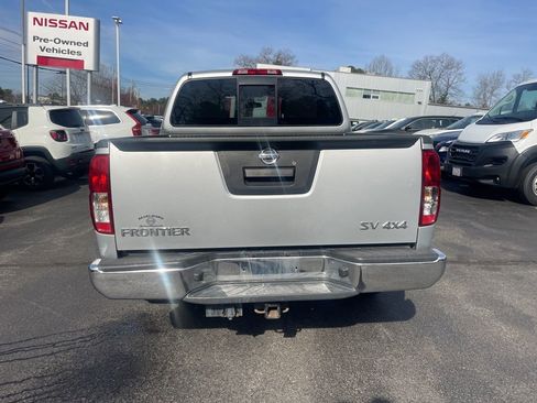Certified 2016 Nissan Frontier SV AWD/4WD image 6
