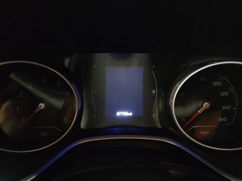 Used 2021 Jeep Compass Sport image 23