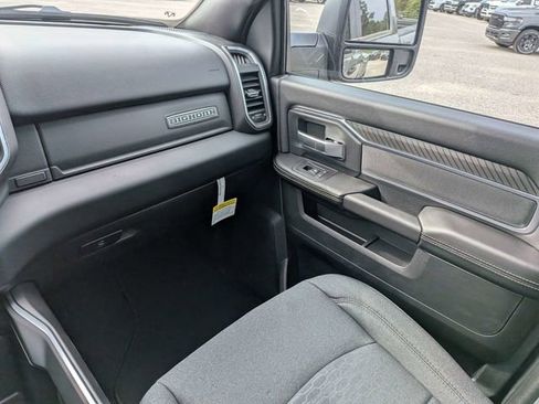 New 2026 RAM 3500 Big Horn AWD/4WD image 17