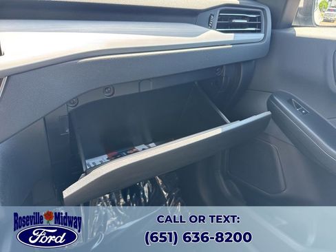 Used 2023 Ford Escape Platinum w/ Premium Technology Package AWD/4WD image 18