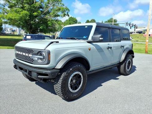 Certified 2023 Ford Bronco Badlands w/ Sasquatch Package AWD/4WD image 1