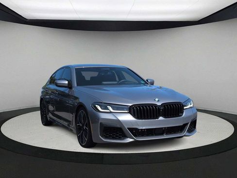 Used 2023 BMW M550i xDrive w/ Dynamic Handling Package AWD/4WD image 2