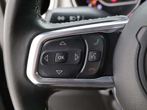 Used 2022 Jeep Wrangler Unlimited Sahara AWD/4WD image 18