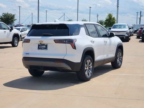 New 2026 Chevrolet Equinox LT w/ Safety and Technology Package FWD image 7