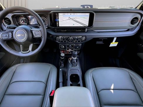 New 2026 Jeep Gladiator Mojave image 10