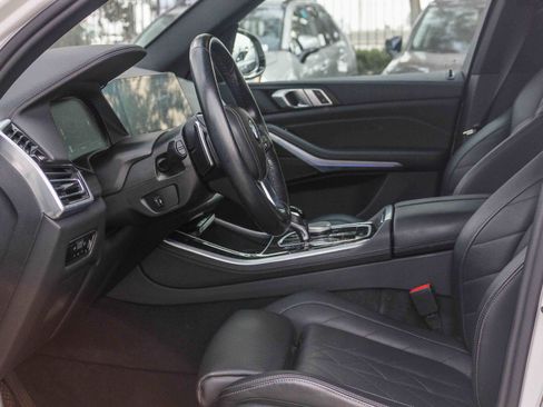 Used 2023 BMW X5 xDrive40i w/ Premium Package image 17