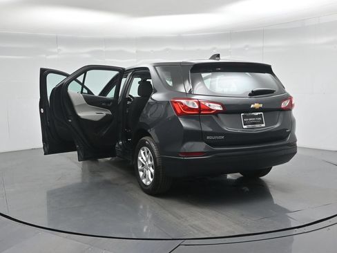 Used 2019 Chevrolet Equinox LS AWD/4WD image 34