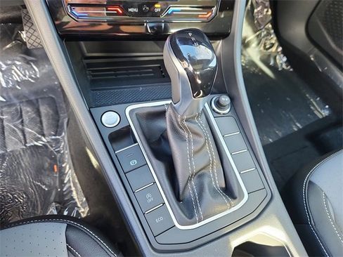 New 2026 Volkswagen Jetta SE image 13