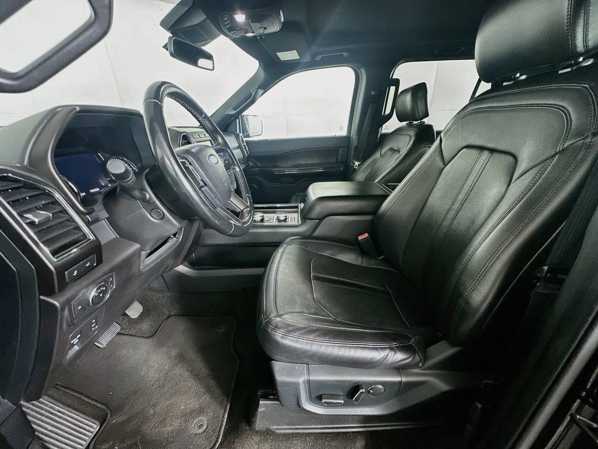 Used 2020 Ford Expedition Max Limited AWD/4WD image 13