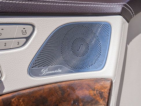 Used 2015 Mercedes-Benz S 550 Sedan image 38