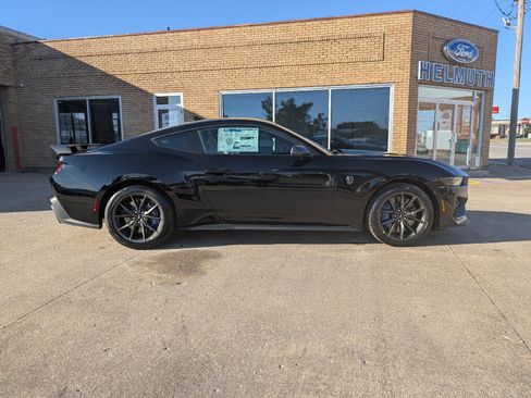 New 2025 Ford Mustang Dark Horse image 6