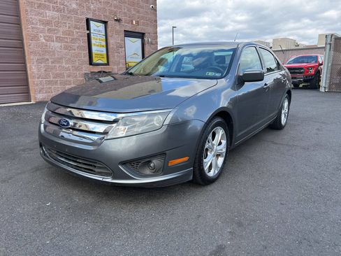 Used 2012 Ford Fusion SE image 3