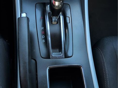 Used 2014 Honda Accord Sport image 29