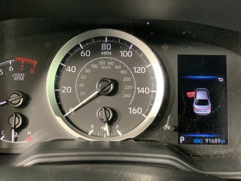 Used 2021 Toyota Corolla LE FWD image 23