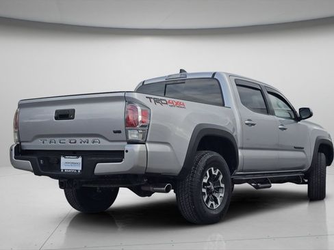 Used 2020 Toyota Tacoma TRD Off-Road image 23