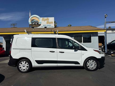 Used 2021 Ford Transit Connect XL image 4