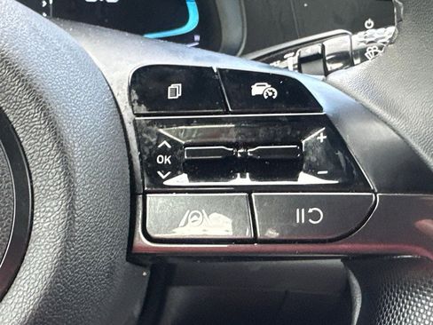 Used 2026 Hyundai Elantra Sport image 33