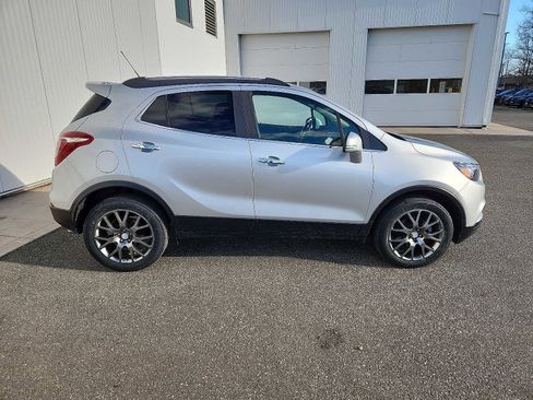 Used 2019 Buick Encore Sport Touring image 7