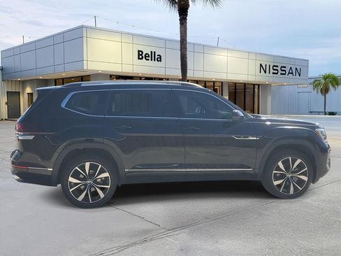 Used 2024 Volkswagen Atlas SEL Premium R-Line AWD/4WD image 7