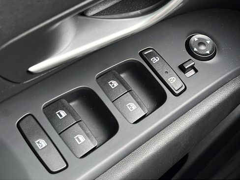Used 2023 Hyundai Tucson SEL w/ Convenience Package FWD image 17