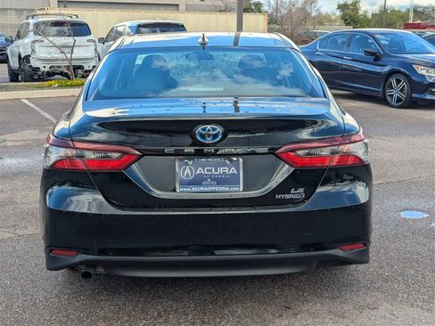 Used 2024 Toyota Camry LE image 6