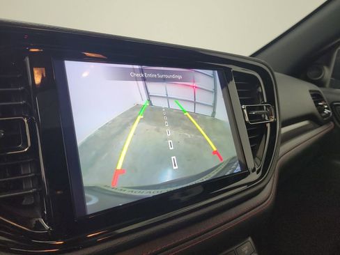 Used 2023 Dodge Durango GT image 28